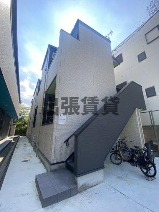 ヴァンクール中小田井の外観