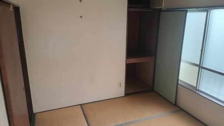 汐入マンションの内装