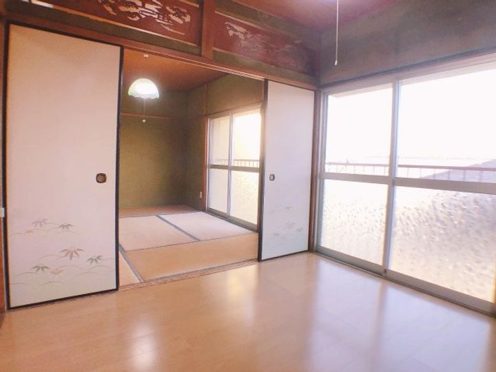 美麗コーポの居間