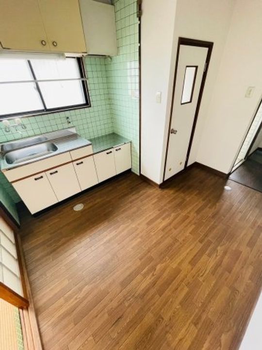 島ハイツ405の居間