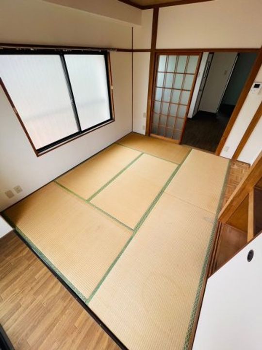 島ハイツ405の寝室