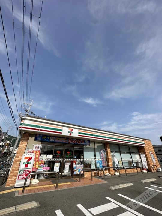 コンフォール大阪の周辺
