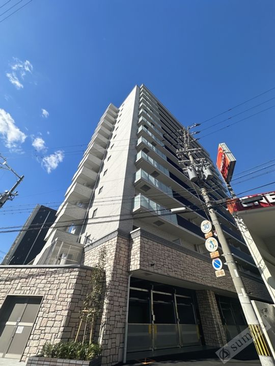 プレジオ荒本新町の外観