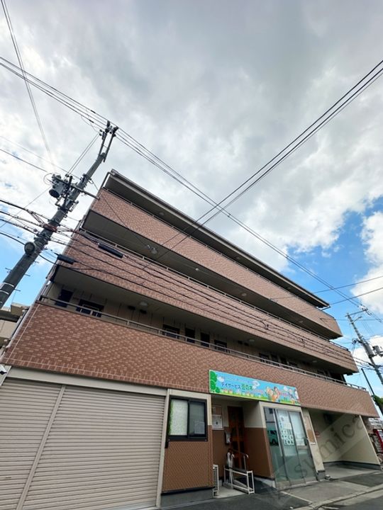 エクスペリエンスの外観