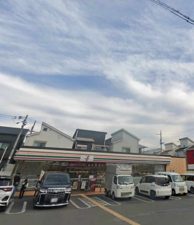 エムズ コンフォートの周辺