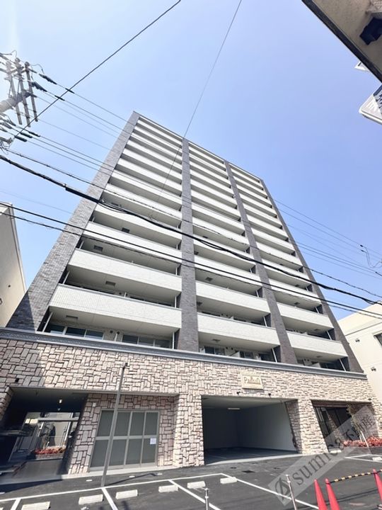 プレジオ帝塚山の外観