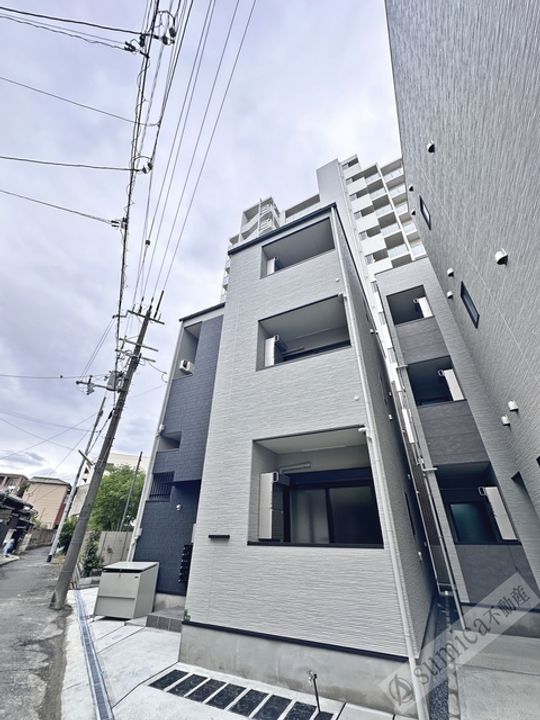 ハーモニーテラス中川東の外観