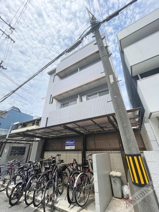 コーポタナベの外観