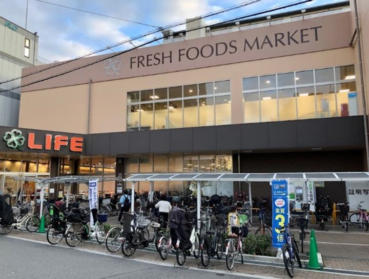 アプローズの周辺