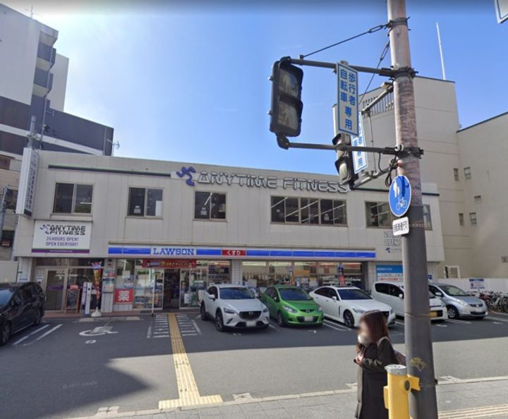 アプローズの周辺