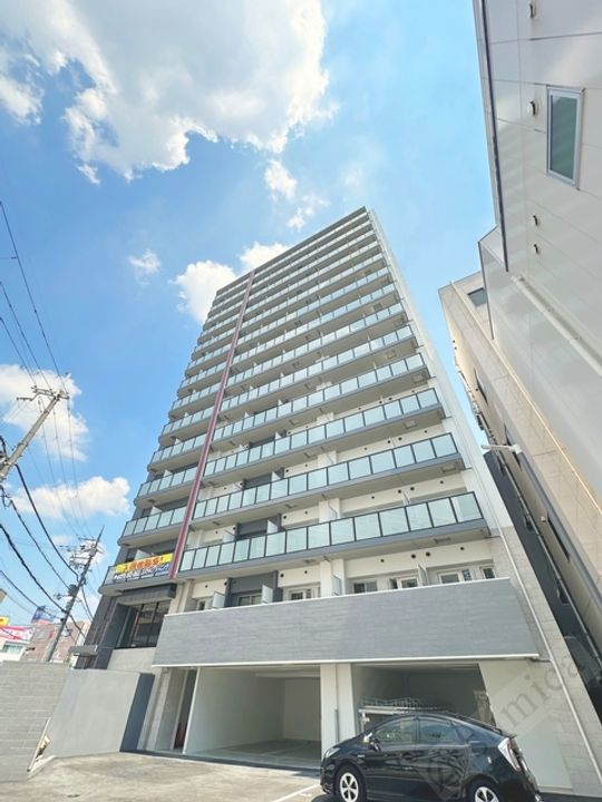 エステムコート大阪プリュームの外観