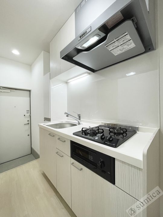 COSMO WAKAEMINAMIのキッチン