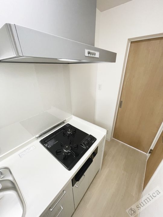 COSMO WAKAEMINAMIのキッチン