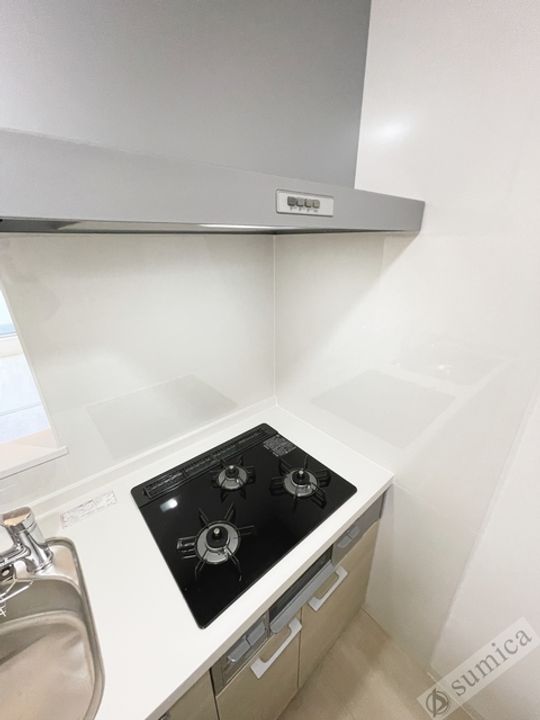 COSMO WAKAEMINAMIのキッチン