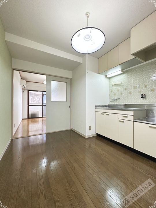 ミタカホーム8番の内装