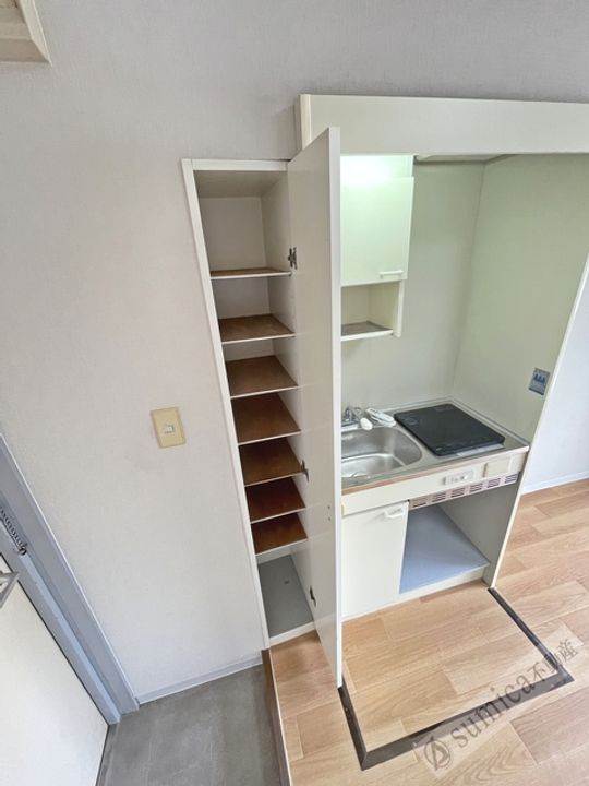 コーポタナベの玄関