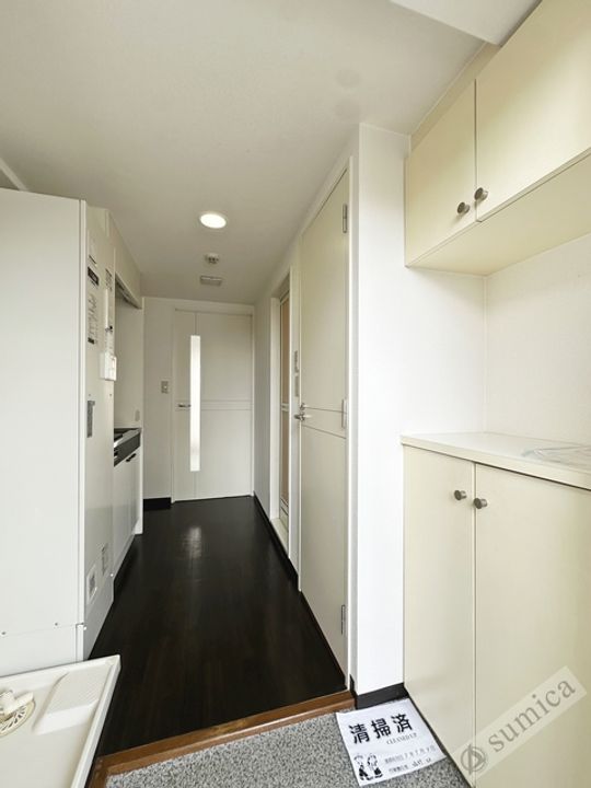 サニーフラット長原の玄関