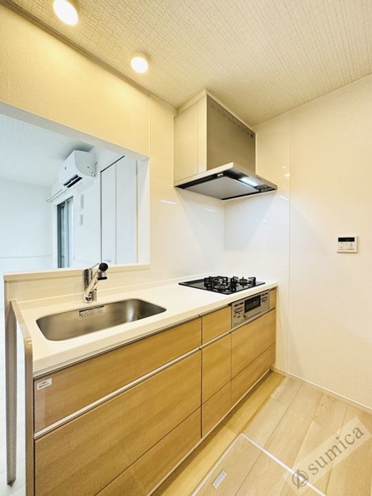 スペチアーレ クアットロのキッチン