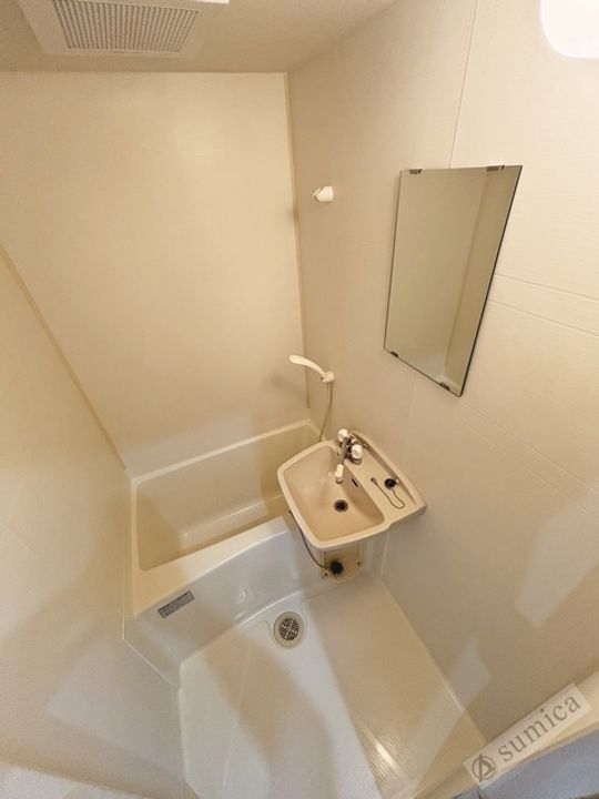 ブルグリンコート布施駅前の風呂