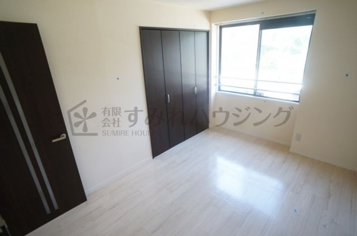 グランドハイツの寝室