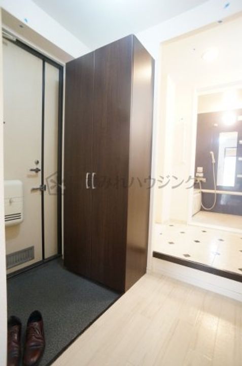 グランドハイツの玄関