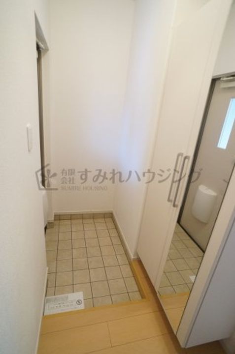 メヌエットの玄関