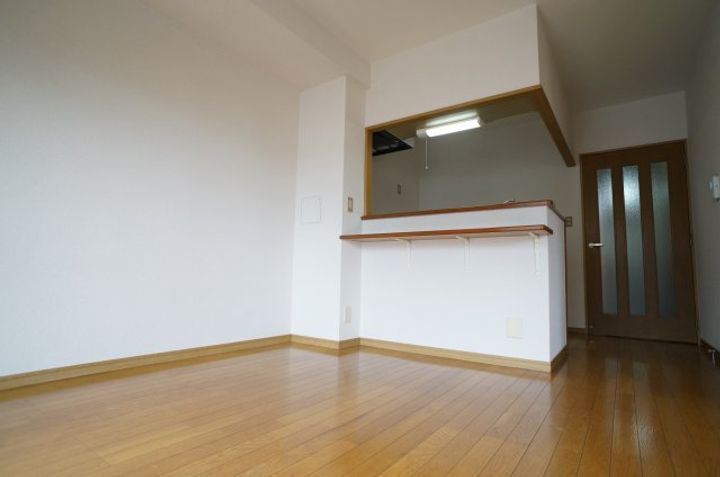 甚樹園マンション弐番館の居間