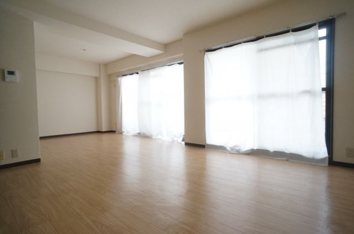 カーサ・ドゥ・テソロ307の居間