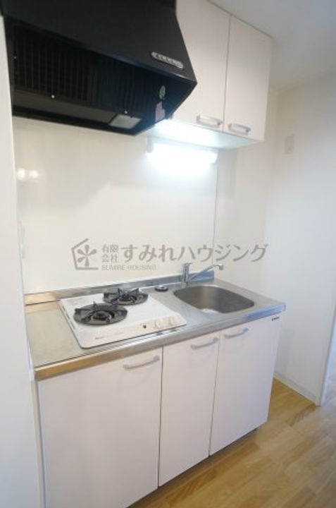 ロイヤルメゾン宝塚④号室(804)のキッチン