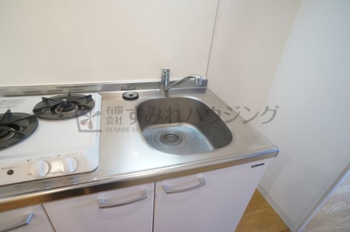 ロイヤルメゾン宝塚④号室(804)のキッチン