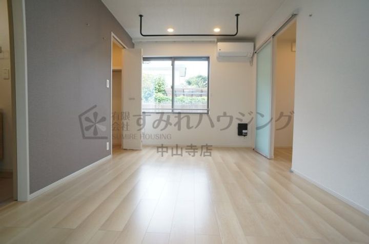 メゾン グランシャンの居間