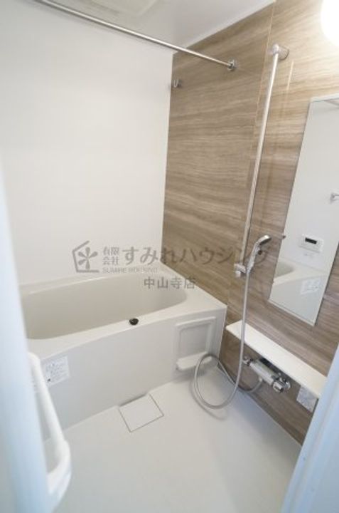 メゾン グランシャンの風呂