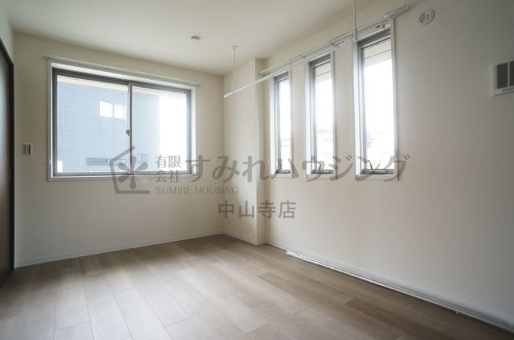 源ハイツの寝室