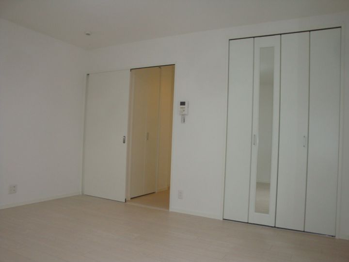 GKレジデンス清荒神301の寝室