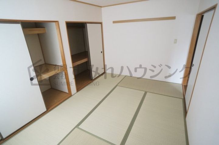 ラーク加茂201の内装