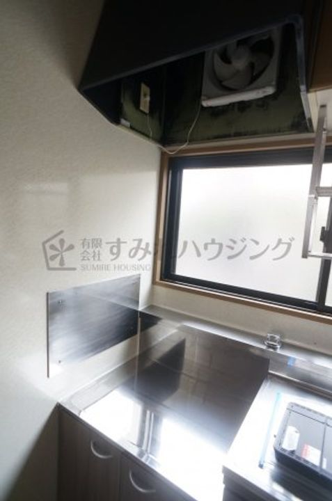 ラーク加茂201のキッチン