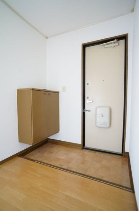 エクセル安倉の玄関