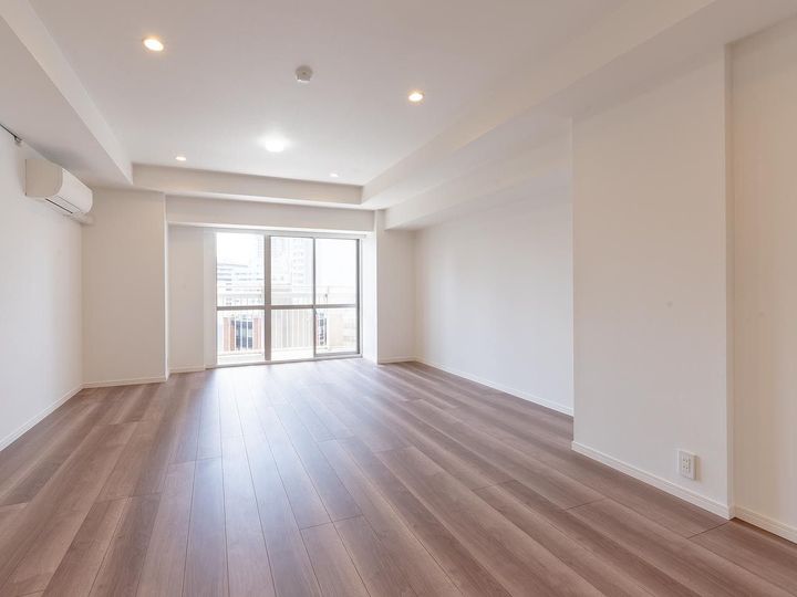 プラティーヌ田町112の居間