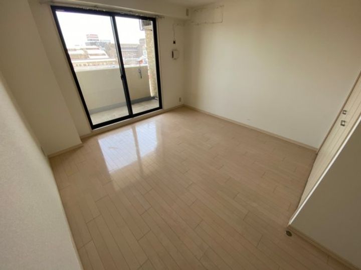 兵庫県神戸市灘区琵琶町3丁目(マンション)の賃貸物件の居間