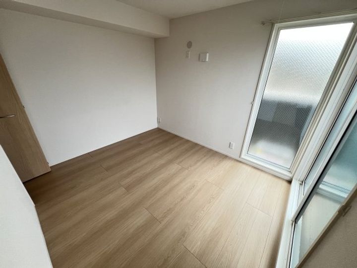 Sansevieria夏原の居間