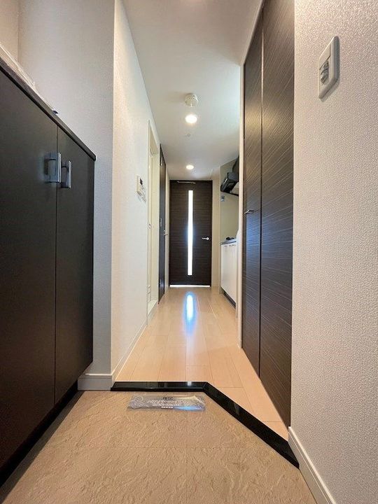 兵庫県神戸市兵庫区中道通2丁目(マンション)の賃貸物件の玄関
