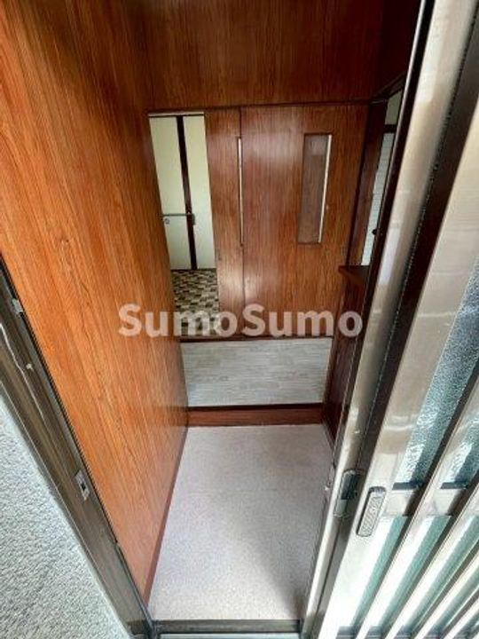 みつぐ荘の玄関