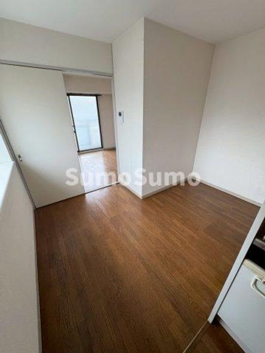 GYM清水が丘の居間