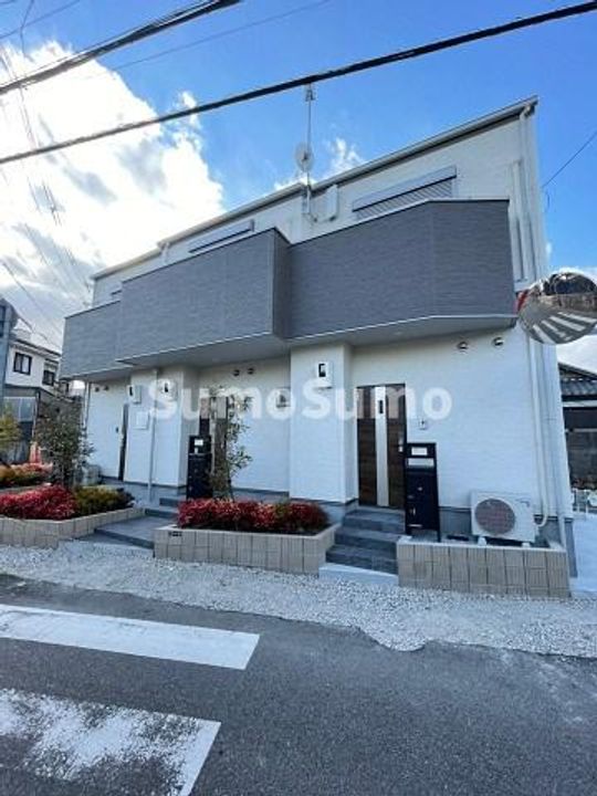 兵庫県宝塚市鹿塩1丁目(アパート)の賃貸物件の外観