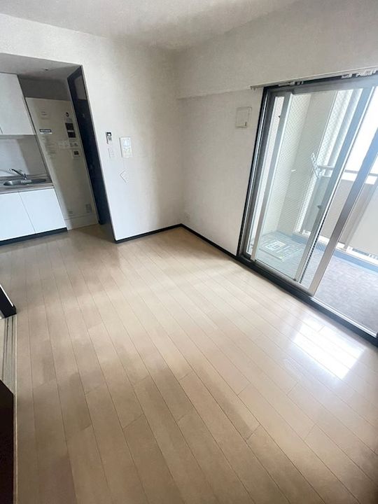兵庫県神戸市中央区元町通5丁目(マンション)の賃貸物件の居間