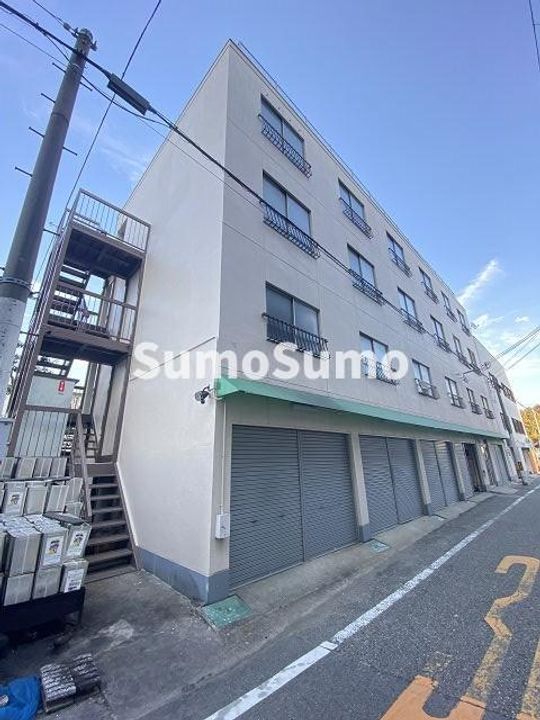 双葉マンションの外観