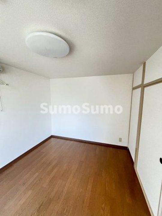 双葉マンションの居間