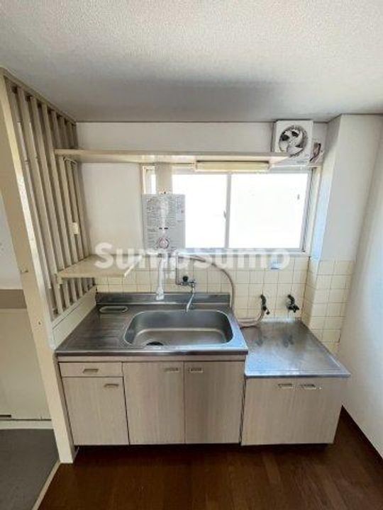 双葉マンションのキッチン