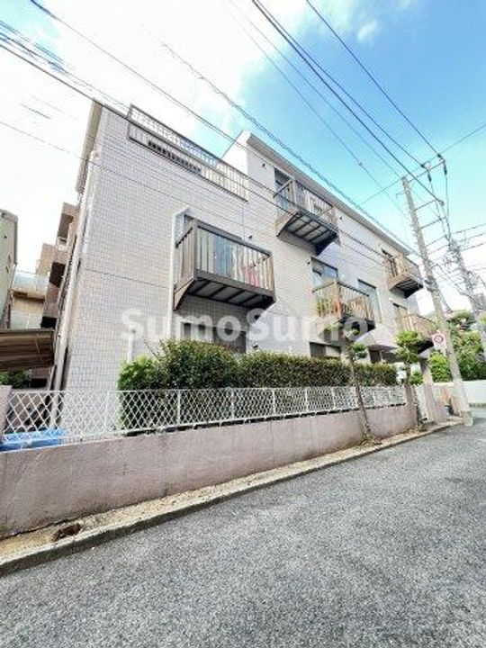 白金台FLATSの外観