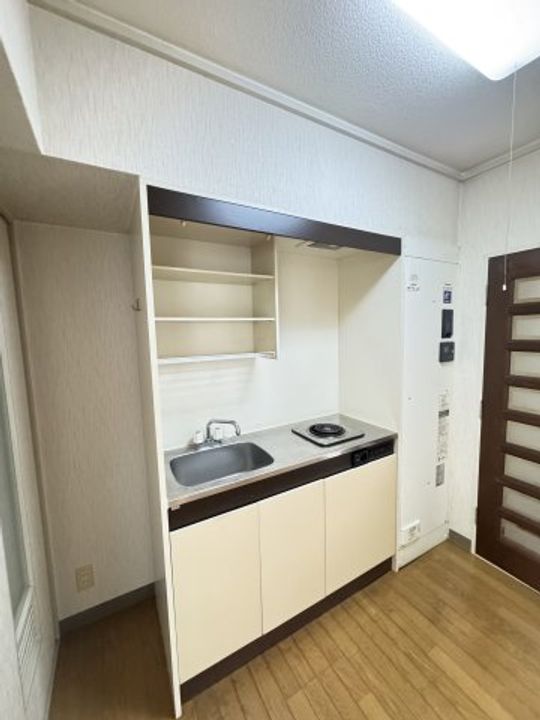 兵庫県神戸市灘区高徳町4丁目(マンション)の賃貸物件のキッチン
